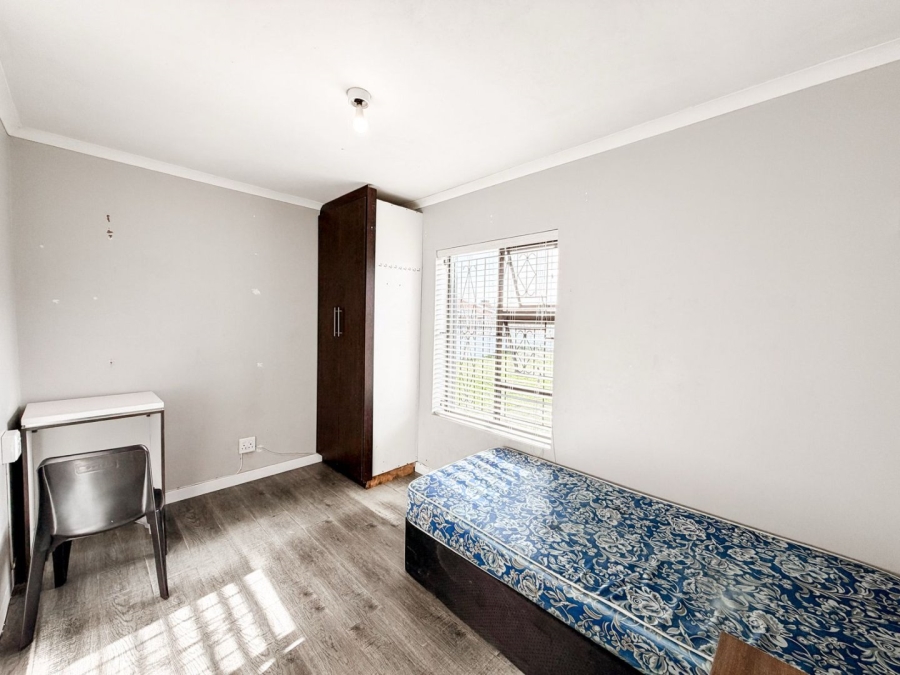 4 Bedroom Property for Sale in Levallia Western Cape